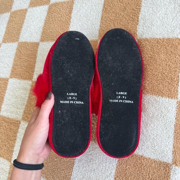 BEN BERGER LUXURY COLLECTION RED SLIPPERS WOMENS SIZE LARGE - Picture 2 of 7